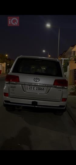 تويوتا لاندكروزر